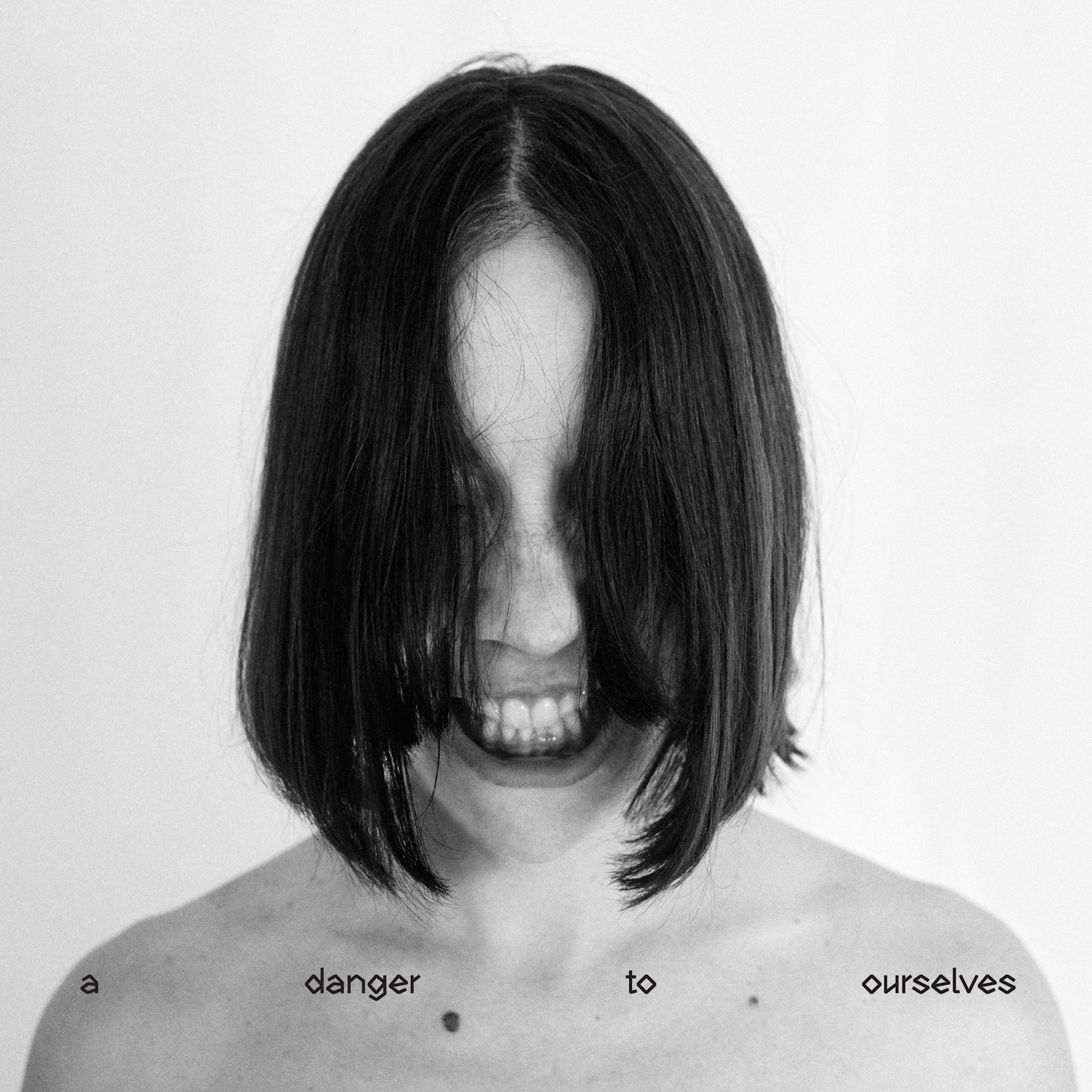 RVNG Lucrecia Dalt - A Danger To Ourselves