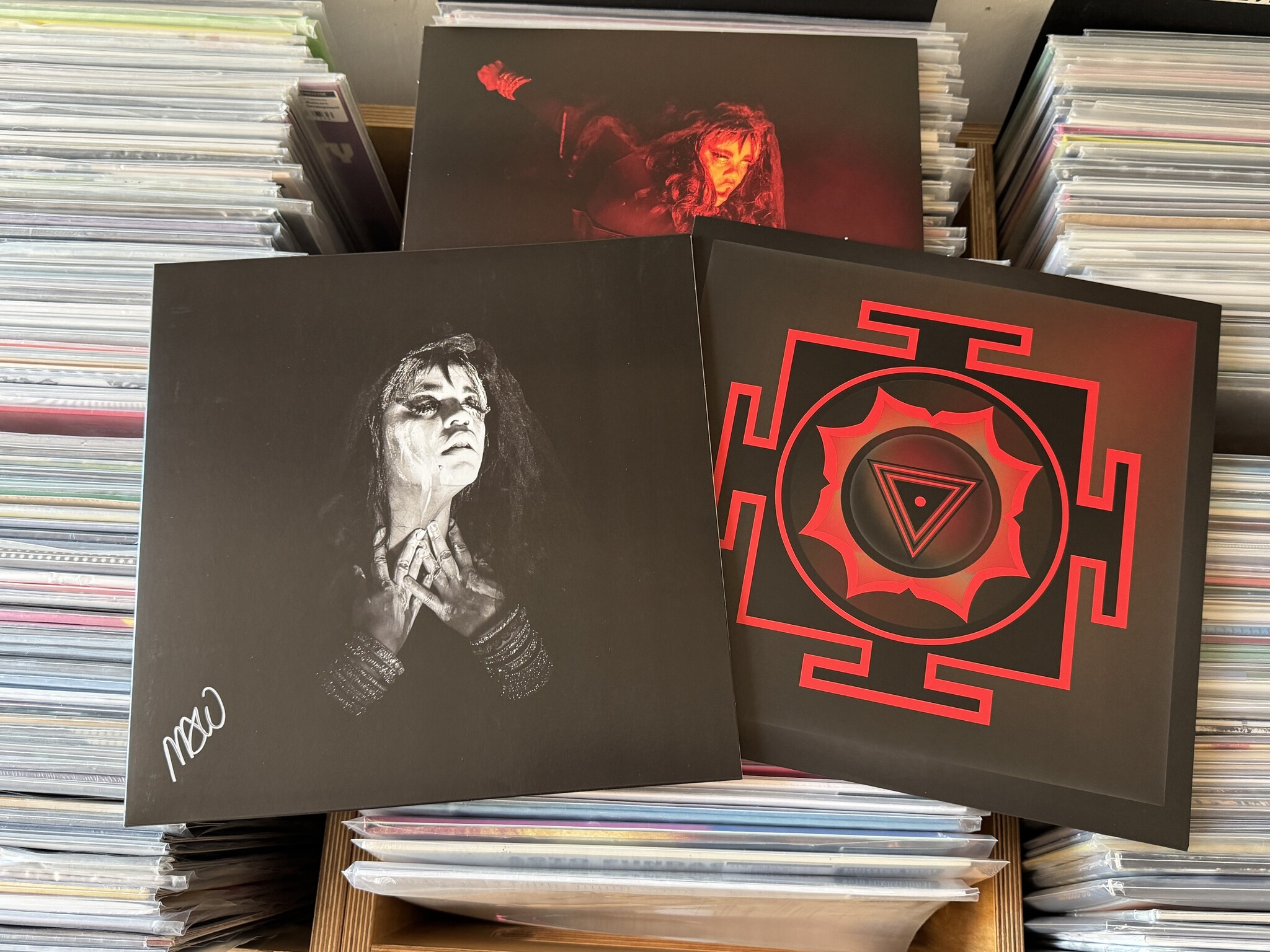 Valley Of Search SIGNED Masma Dream World - PLEASE COME TO ME