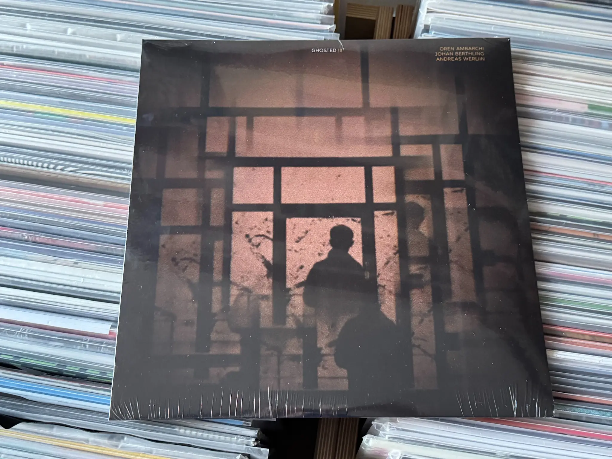 Drag City Oren Ambarchi / Johan Berthling / Andreas Werliin - Ghosted III [AOTY25]