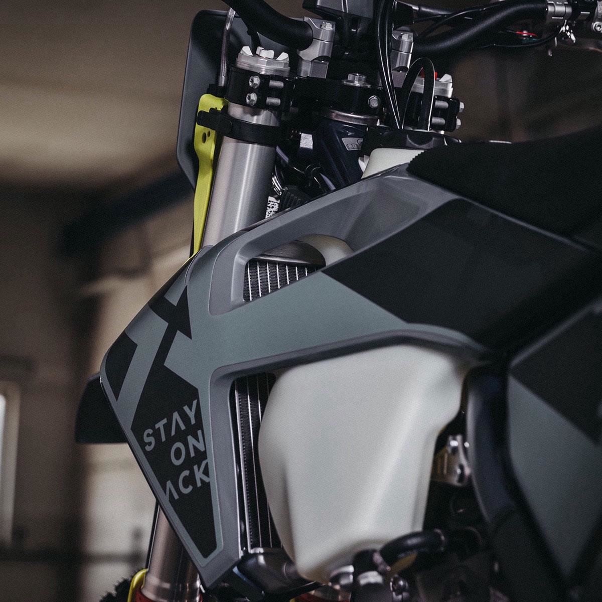 X-GRIP Graphic Kit for Husqvarna #20 - Grey matt