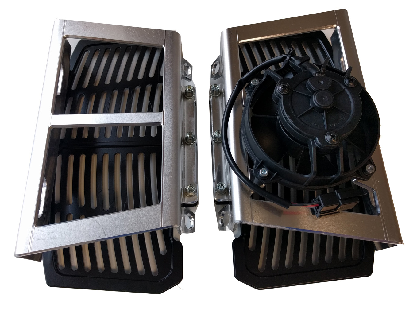 Dowatek Kühlerschutz mit Gitter und Lüfteraufnahme