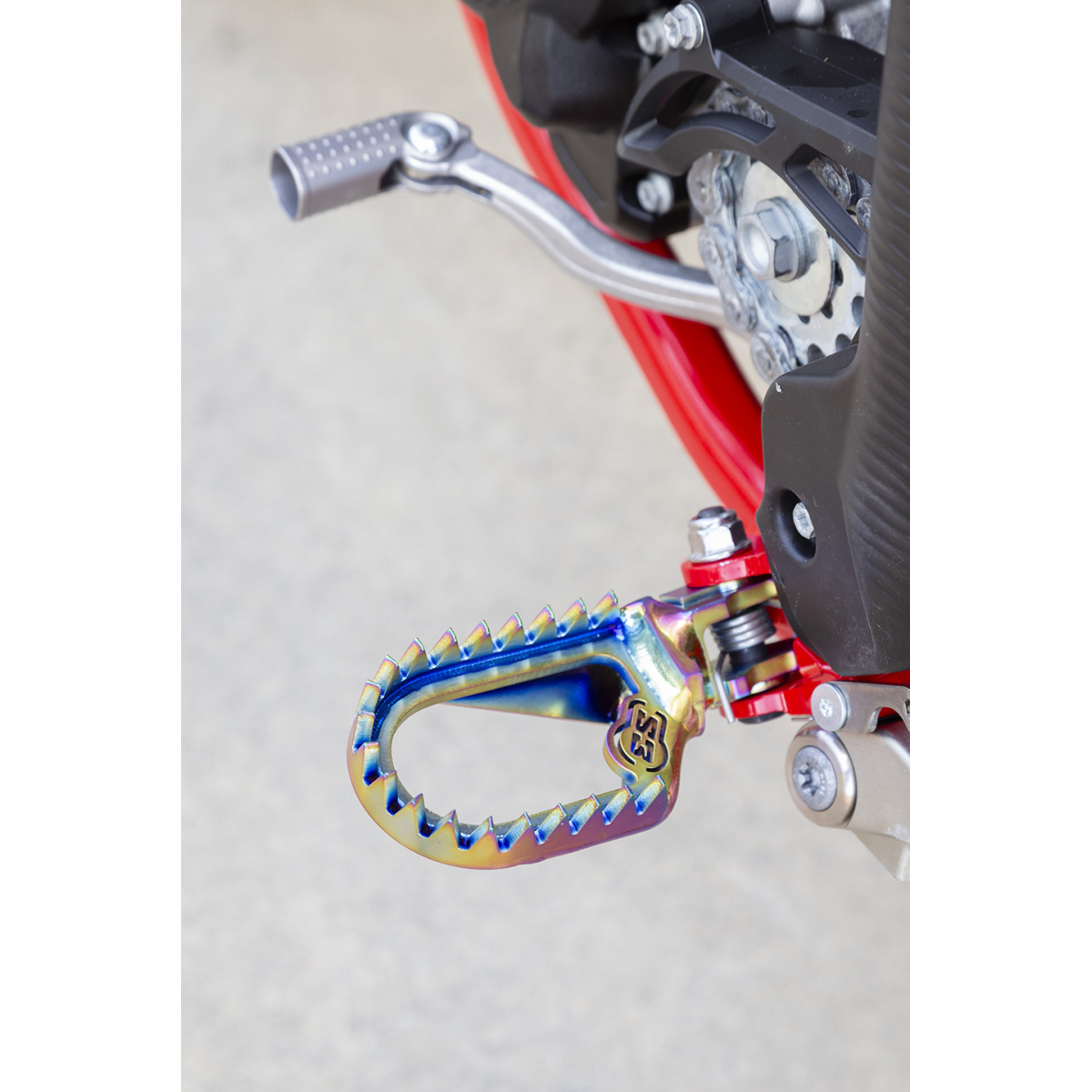 S3 Footpegs Punk  Titan