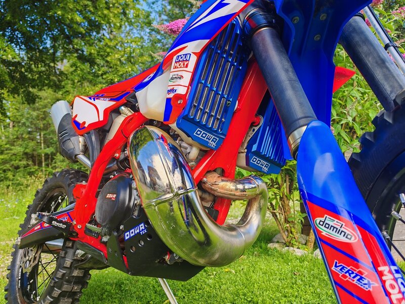 Dowatek Radiator Guard Set Super Light Airflow