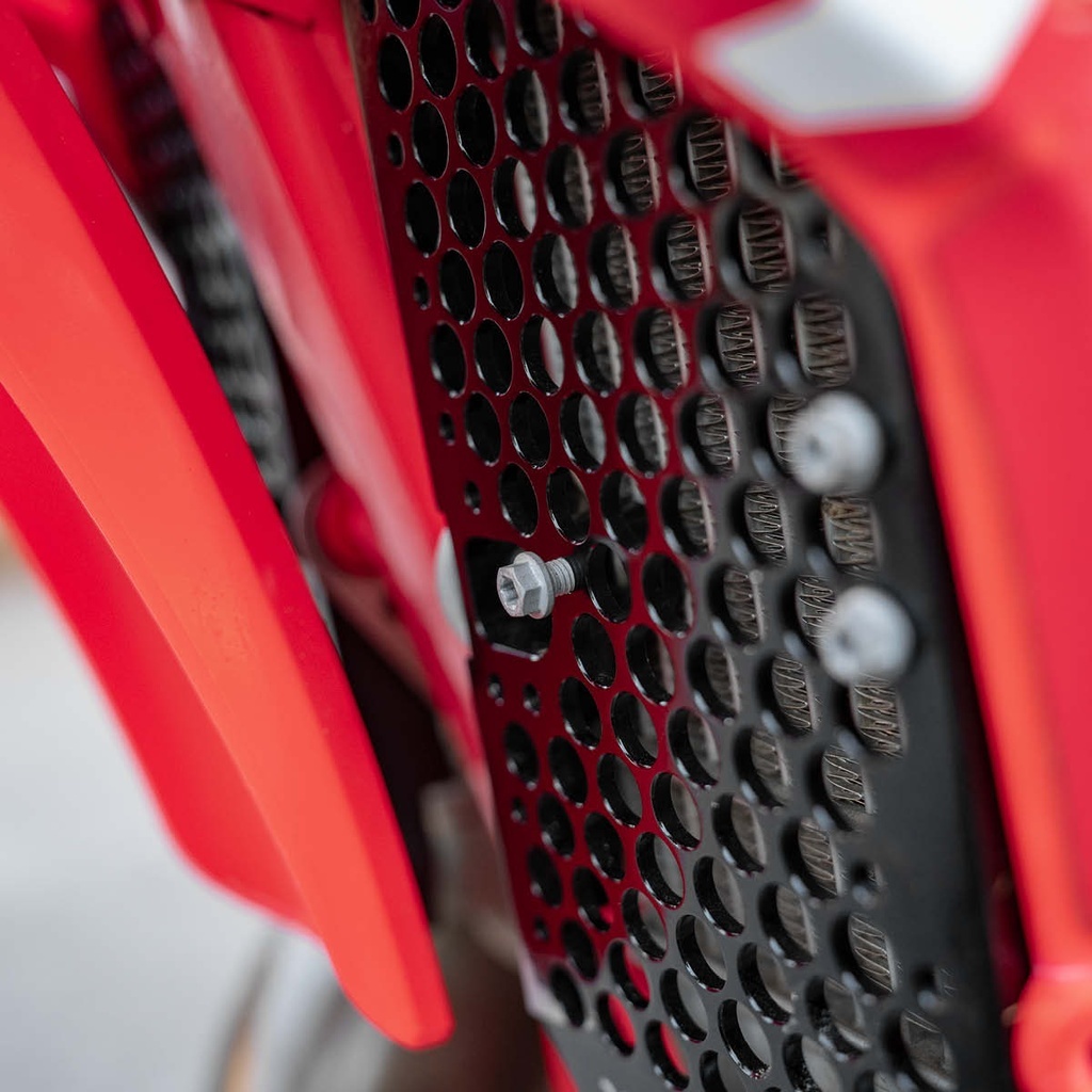 X-GRIP Radiator Guard Set