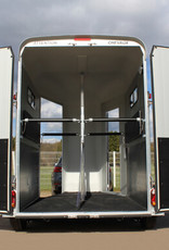 Cheval Liberte Cheval Touring Country Horse Trailer in Black