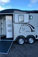 Cheval Liberte Cheval Touring Country with Tack Room