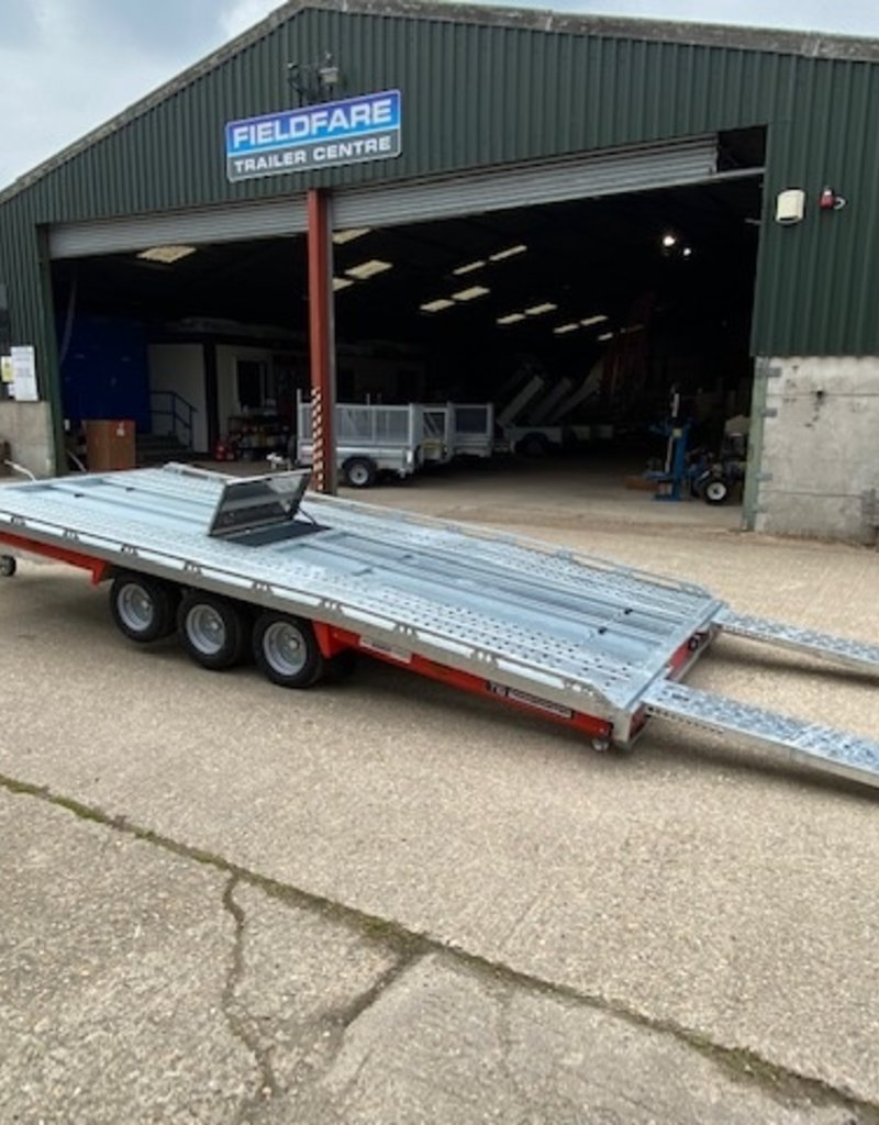 Brian James 231 T Transporter, 5.0m x 2.1m, 3.5t, 10in wheels, 3 Axle 1.8m Ramps & Tilt Bed