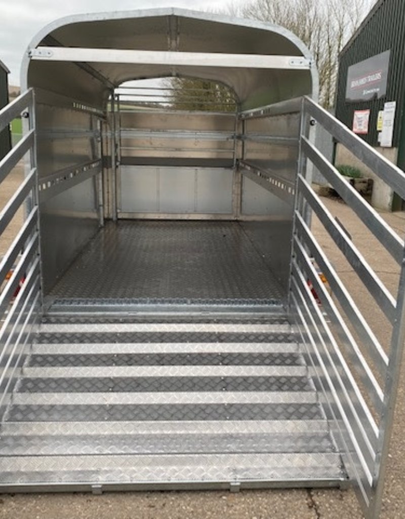 Bateson Trailers Bateson 48LT Double Axle Livestock Trailer| Fieldfare Trailer Centre