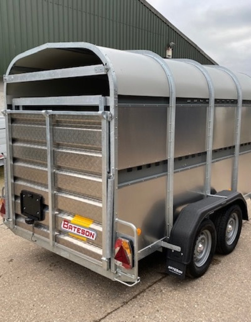 Bateson Trailers Bateson 42LT 10' x 5' x 6' Livestock Trailer for use with cars and light vehicles