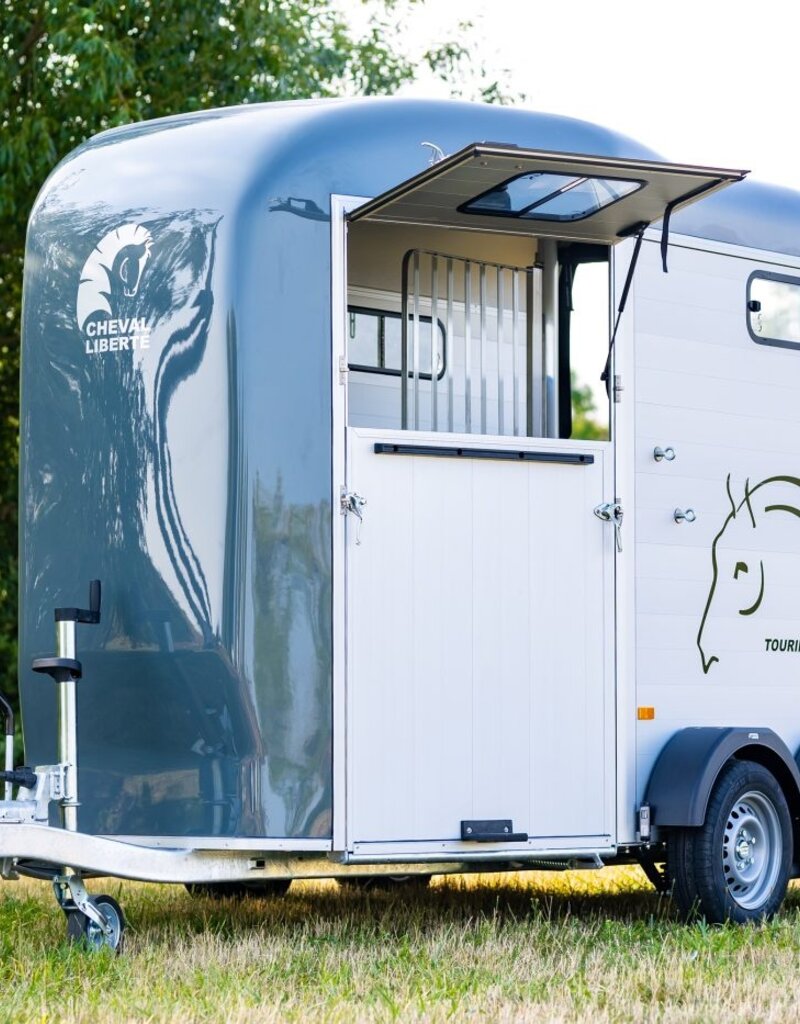 Cheval Liberte Cheval Liberte Touring  XL 2 Horse Trailer with Tack Room 2600kg GVW