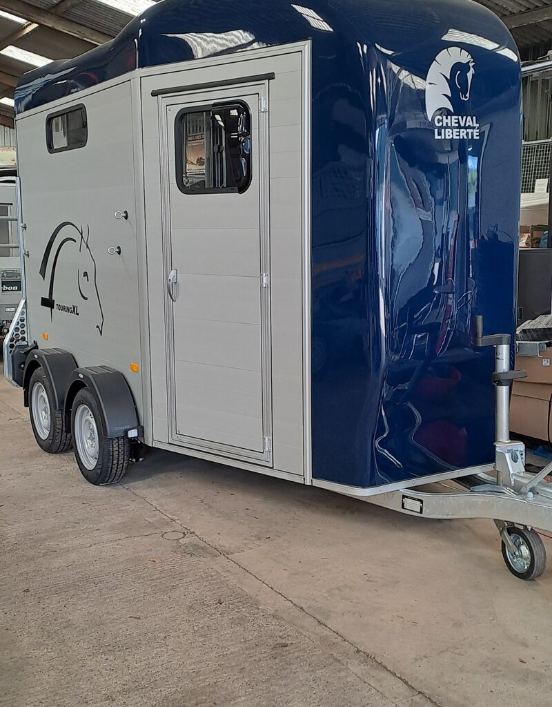 Cheval Liberte Cheval Liberte Touring  XL 2 Horse Trailer with Tack Room 2600kg GVW