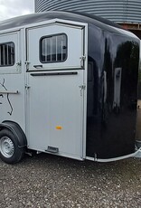 Cheval Liberte Cheval Maxi 3 Horse Trailer