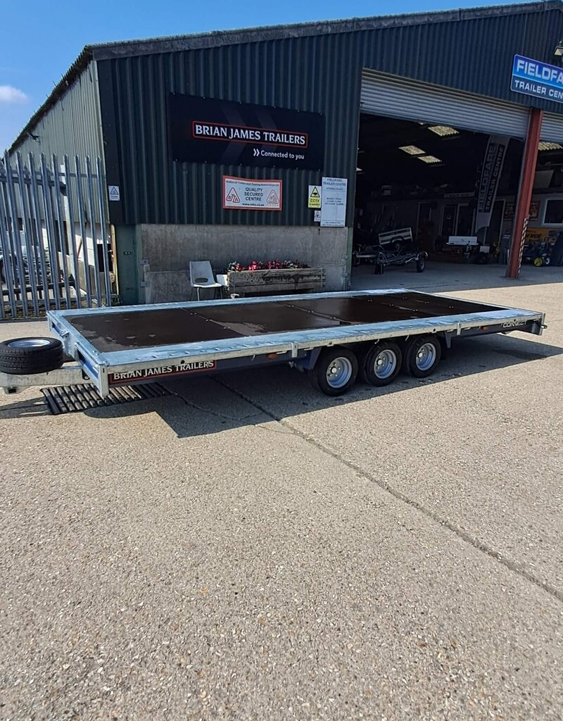 Brian James Connect, 5.0m x 2.29m, 3.5t, 10in wheels, 3 Axle -476-5022-35-3-10