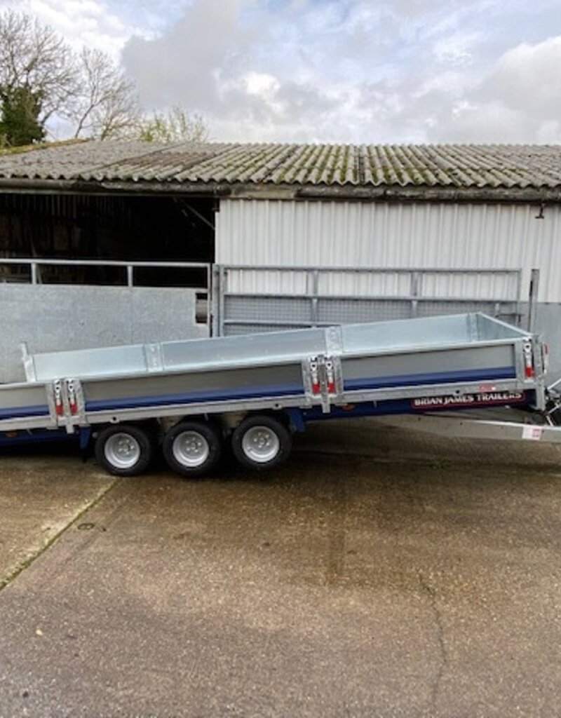 Brian James Connect, 5.0m x 2.15m, 3.5t, 10in wheels, 3 Axle -476-5021-35-3-10