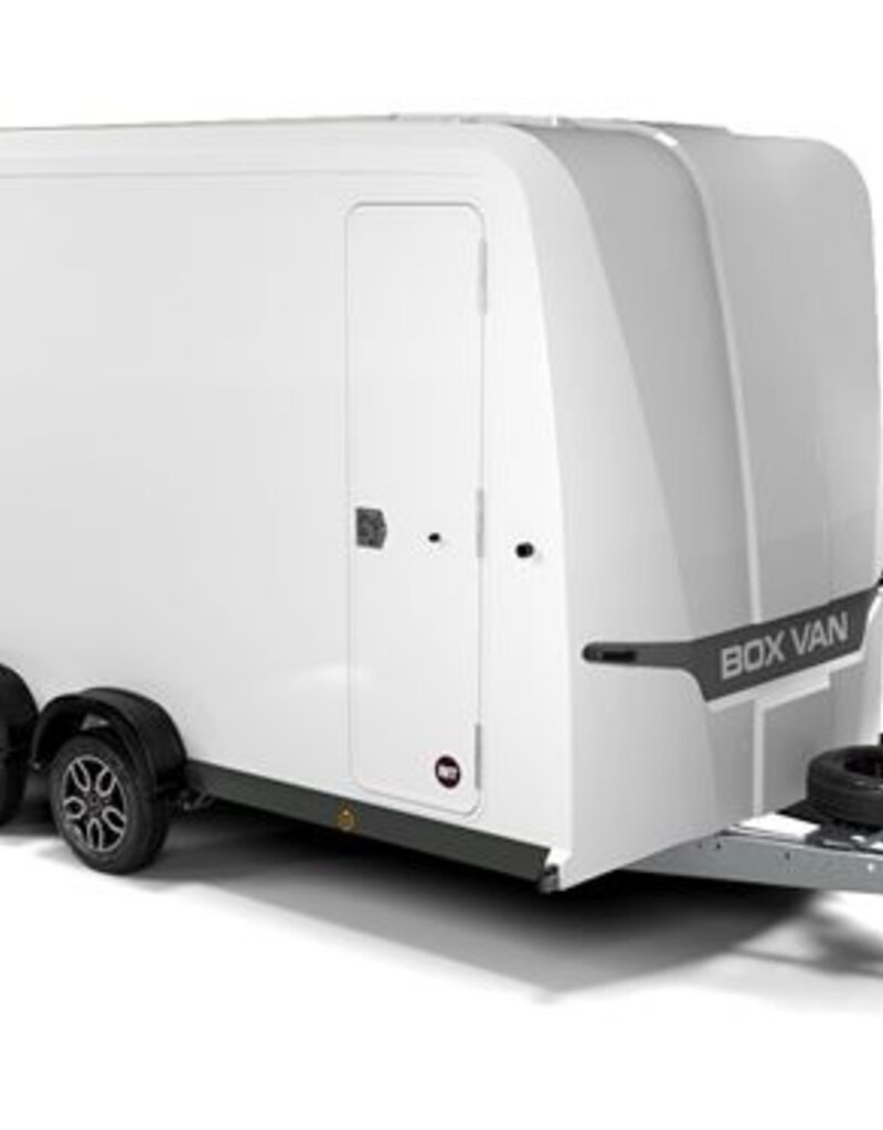Box Van 600, 4.00 m x 1.80 m bed, 2,700 Kg, Twin Axle, White