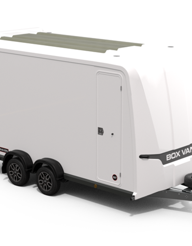 Box Van 600, 5.00 m x 1.95 m bed, 3,500 Kg, Twin Axle, White