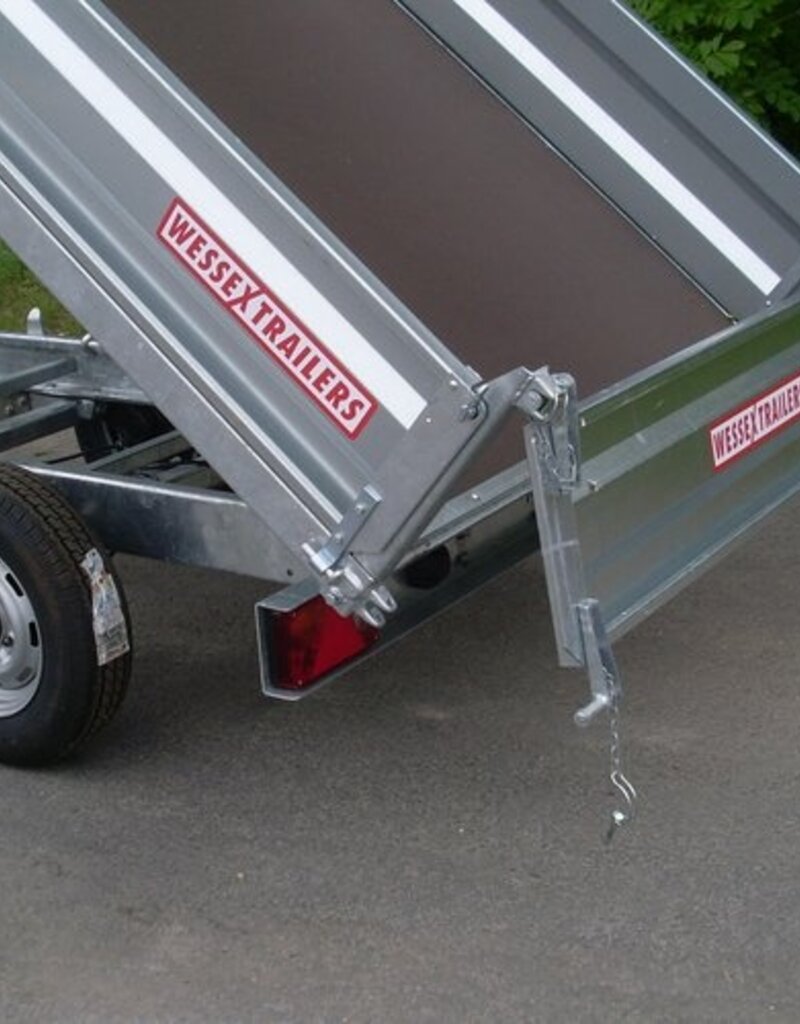 Wessex Trailers Wessex 8 x 5 ft Electric Tipping Trailer 2600kg GVW Twin Axle
