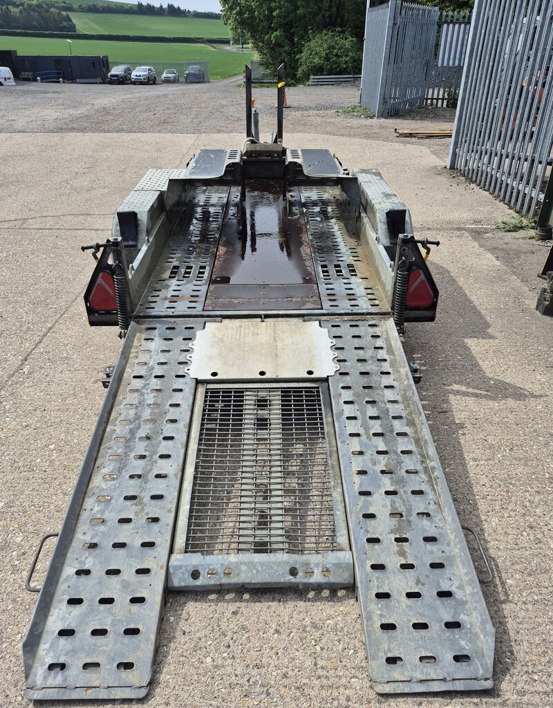 Used  Brian James Digger Plant 2 - 2.8m x 1.3m  2700kg GVW  with Digga Doc and Options