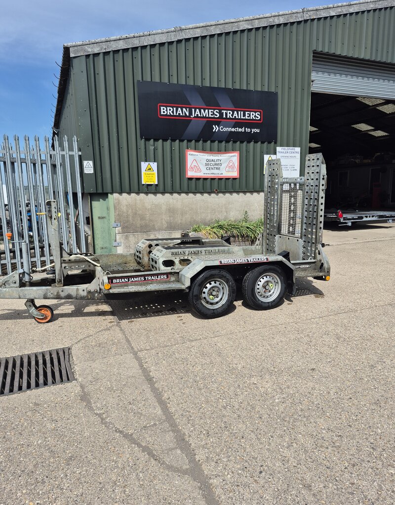 Used  Brian James Digger Plant 2 - 2.8m x 1.3m  2700kg GVW  with Digga Doc and Options