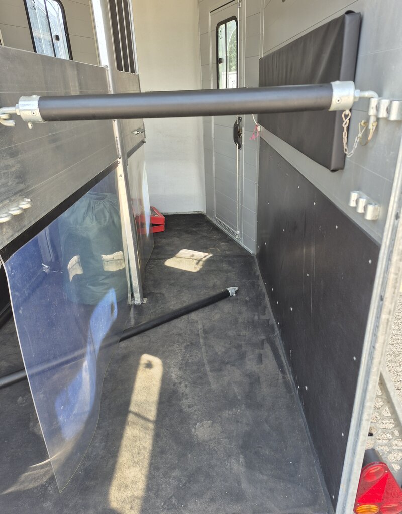 Cheval Liberte Used 2021 Cheval Liberte Touring Country in Black, Fitted with Datatag security Marking, additonal one piece breast bars, Full cover and security Locks