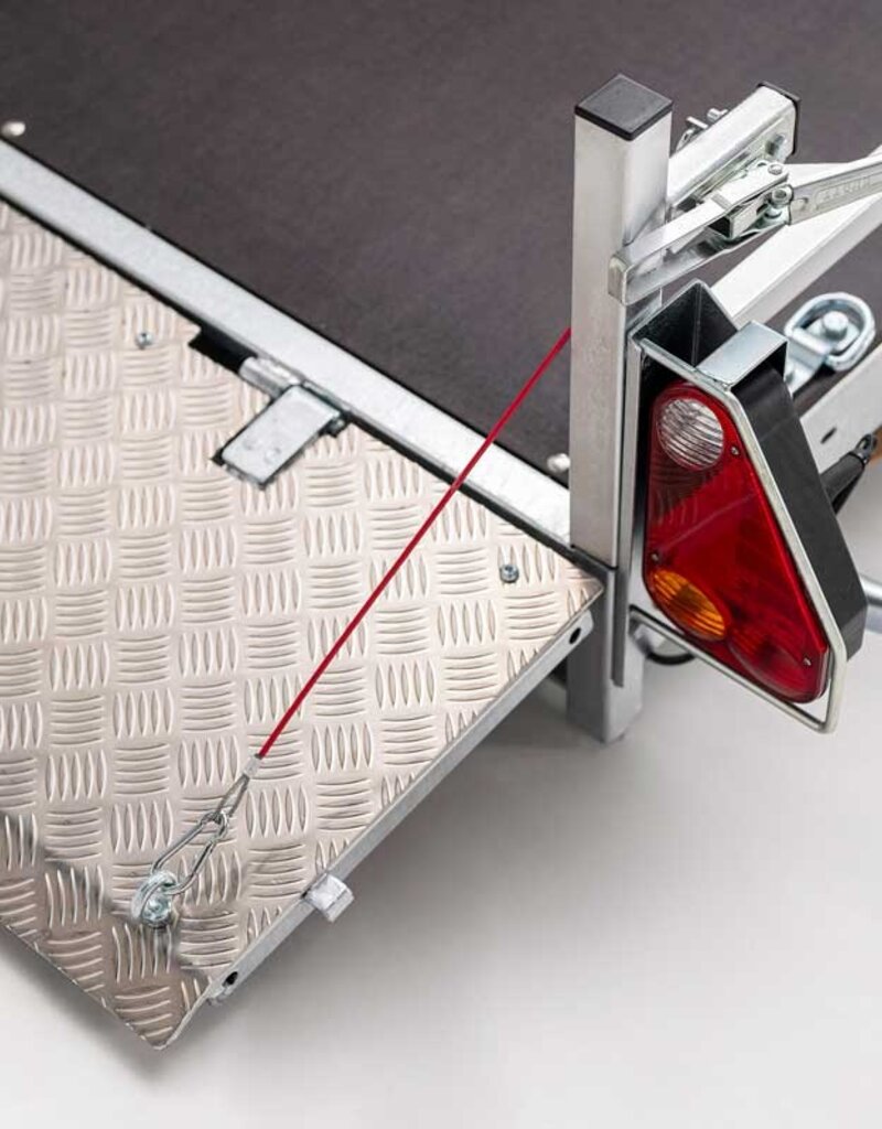 Debon Debon Roadster Unbraked Garden Tipper Trailer 750kg GVW 3020x1490mm