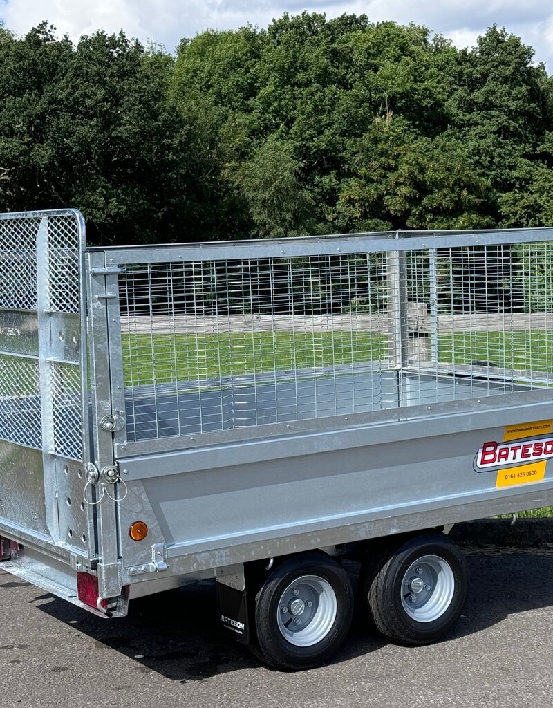 Bateson Trailers Bateson Unbraked 72H Twin Axle Tipping trailer 7'x4' 750kg GVW