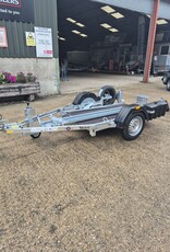 Debon Debon Moto1 Single Tilt Bed Motorcycle Trailer 600kg GVW 427kg Payload