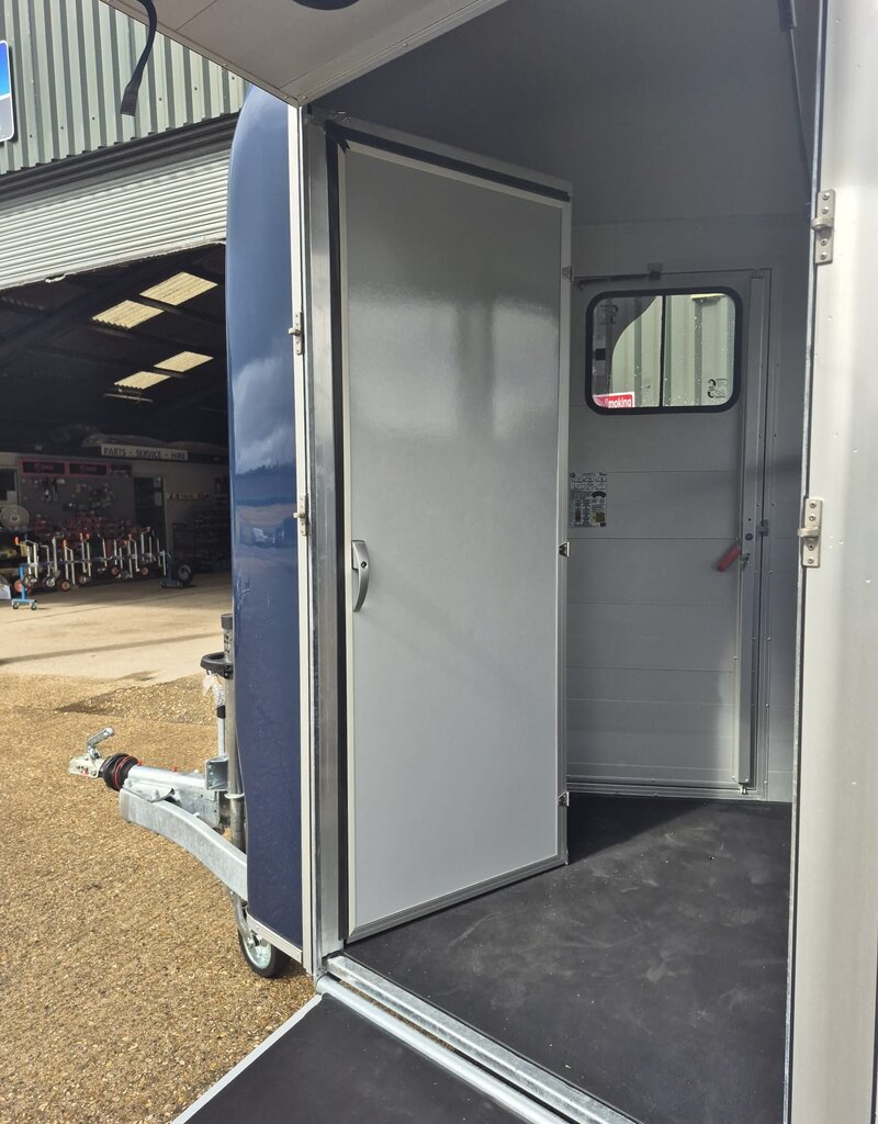Cheval Liberte Cheval Liberte Touring  XL 2 Horse Trailer with Tack Room 2600kg GVW