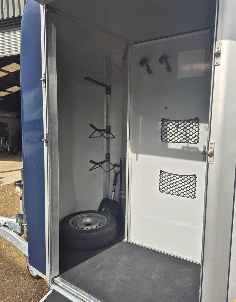 Cheval Liberte Cheval Liberte Touring  XL 2 Horse Trailer with Tack Room 2600kg GVW