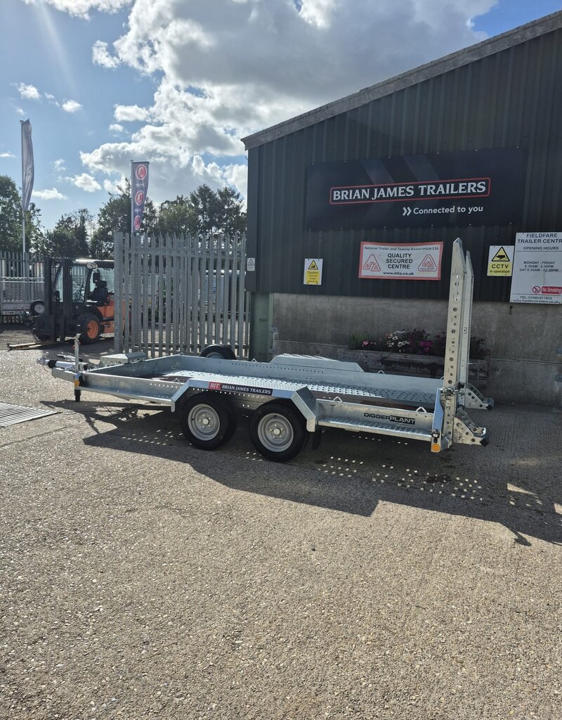 Brian James 543-3717-35-2-12 Digger Plant 2 3.7 x 1.7 3500kg GVW  - Adjustable Ramps