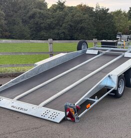 Bateson Trailers Bateson 22-15 Twin Axle 4.5 x 1.8m, 15' x 6' 2 Light weight hydraulic tilt transporter trailer
