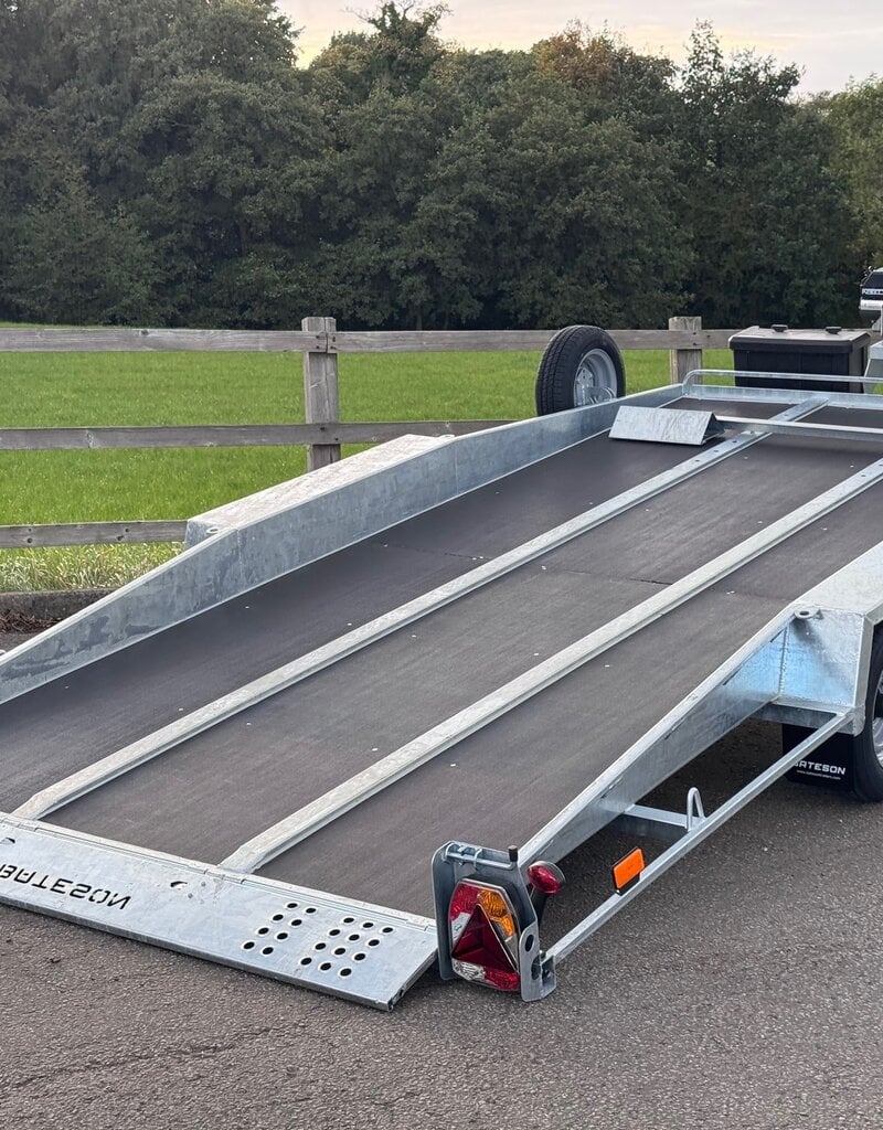 Bateson Trailers Bateson 22-15 Twin Axle 4.5 x 1.8m, 15' x 6' 2 Light weight hydraulic tilt transporter trailer