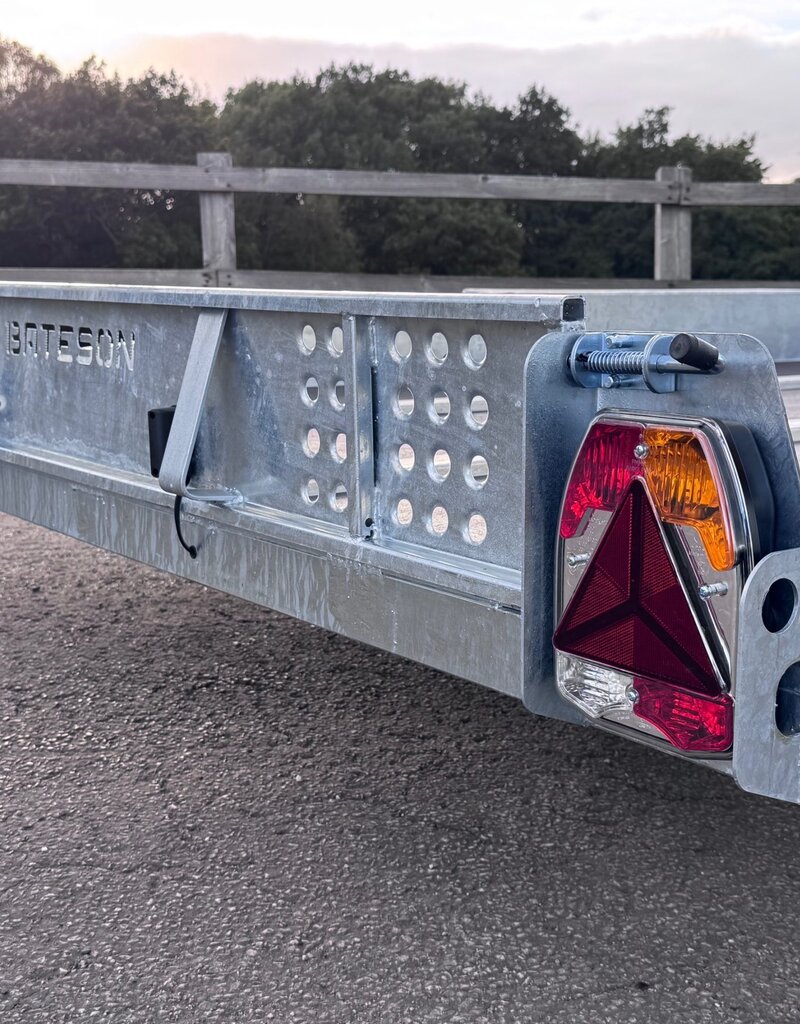 Bateson Trailers Bateson 22-15 Twin Axle 4.5 x 1.8m, 15' x 6' 2 Light weight hydraulic tilt transporter trailer