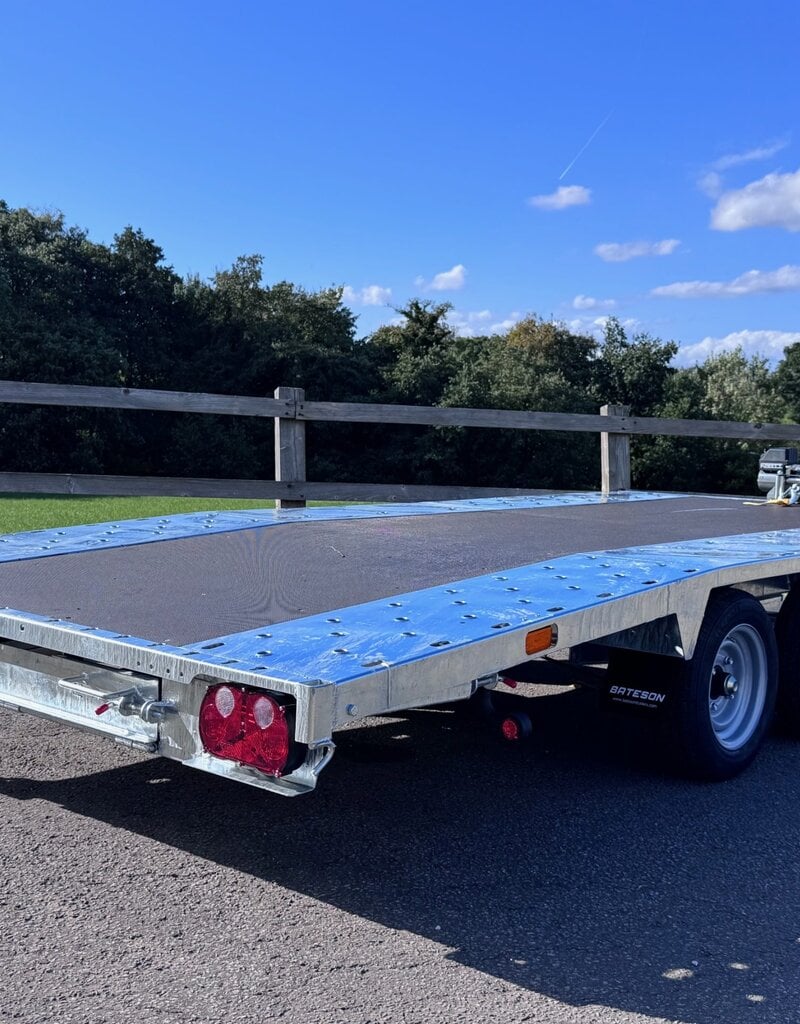Bateson Trailers Bateson Model 264B Twin Axle 4.2 x 2m, 14' x 6'6" 2.6 ton beaver tail transporter
