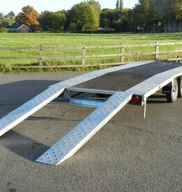 Bateson Trailers Model 265B 4.8 x 2m, 16' x 6'6 2.6 ton beaver tail transporter trailer