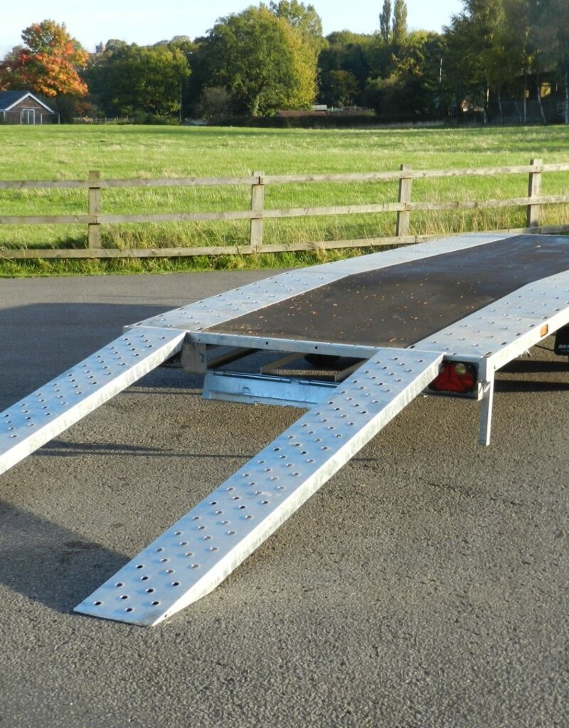 Bateson Trailers Model 265B 4.8 x 2m Beaver Tail Transporter Trailer | Fieldfare Trailer Centre