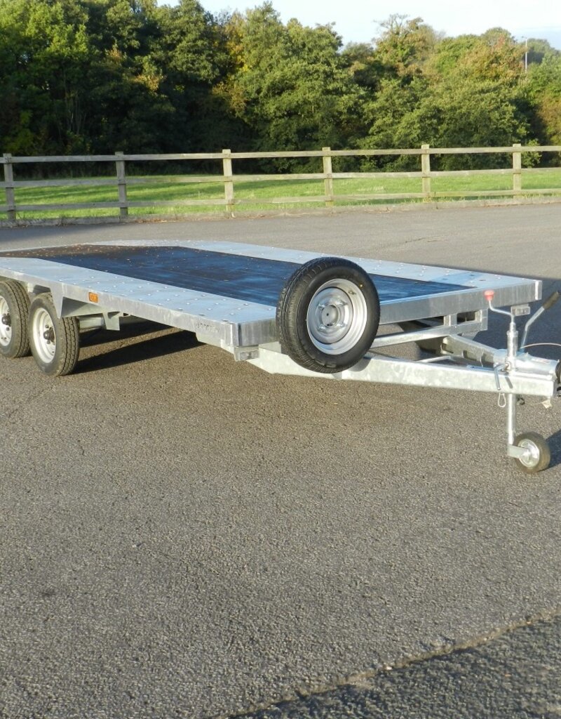 Bateson Trailers Model 265B 4.8 x 2m Beaver Tail Transporter Trailer | Fieldfare Trailer Centre