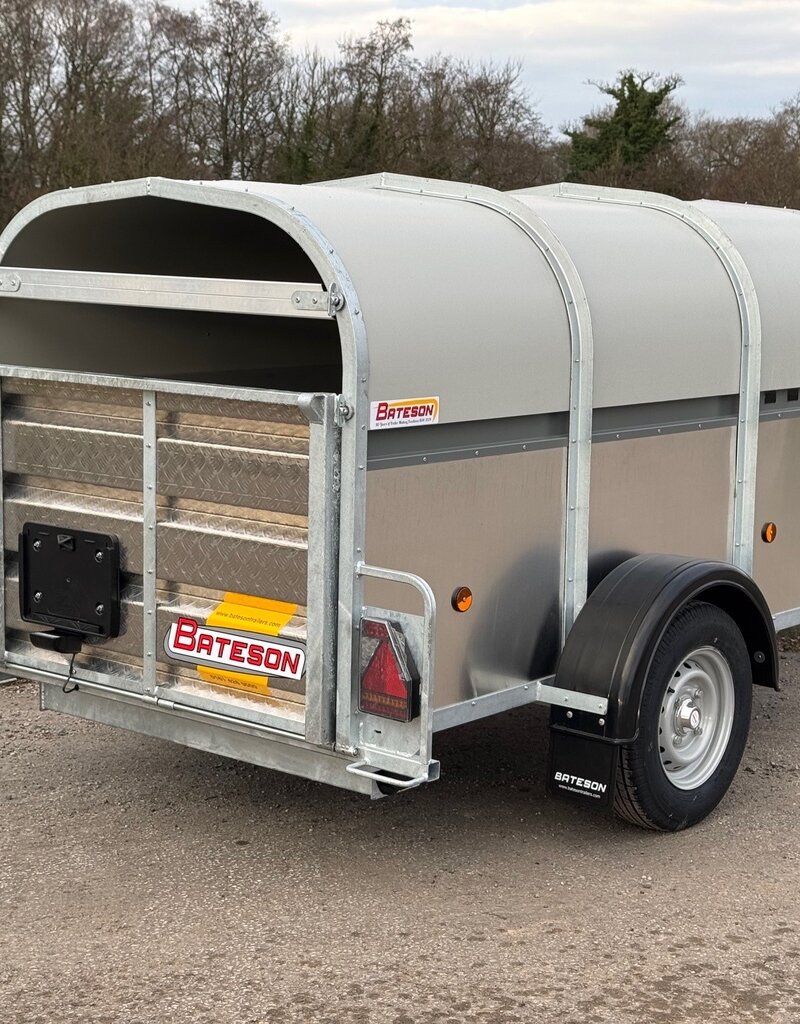 Bateson Trailers Bateson 15LT  Livestock Trailer 8' x 4' x 4' Livestock Trailer for use with cars and light vehicles