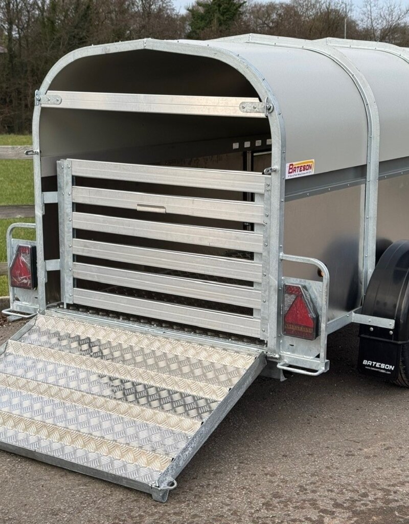 Bateson Trailers Bateson 15LT  Livestock Trailer 8' x 4' x 4' Livestock Trailer for use with cars and light vehicles