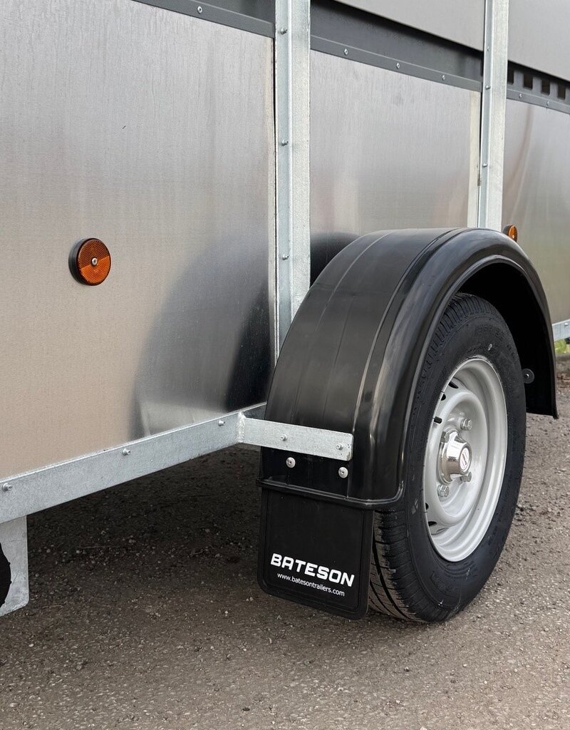 Bateson Trailers Bateson 15LT  Livestock Trailer 8' x 4' x 4' Livestock Trailer for use with cars and light vehicles