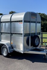 Bateson Trailers Bateson 30LT Twin Axle 8' x 5' x 6' Livestock Trailer for use with cars and light vehicles