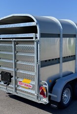 Bateson Trailers Bateson 30LT Twin Axle 8' x 5' x 6' Livestock Trailer for use with cars and light vehicles