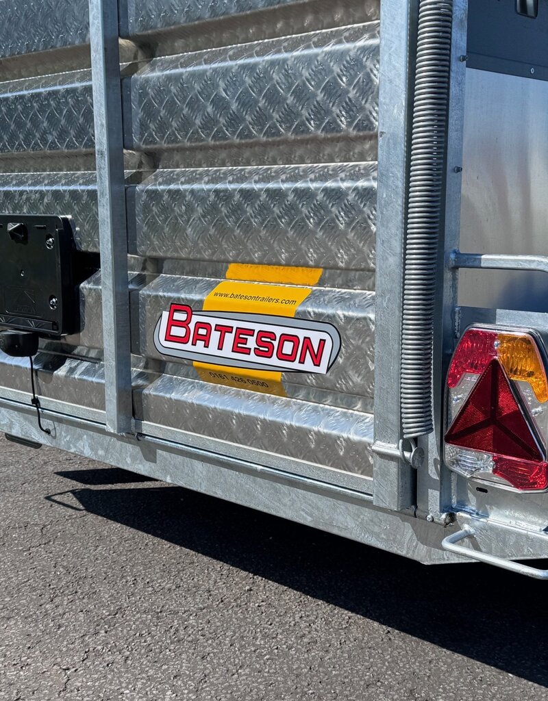 Bateson Trailers Bateson 30LT Twin Axle 8' x 5' x 6' Livestock Trailer for use with cars and light vehicles
