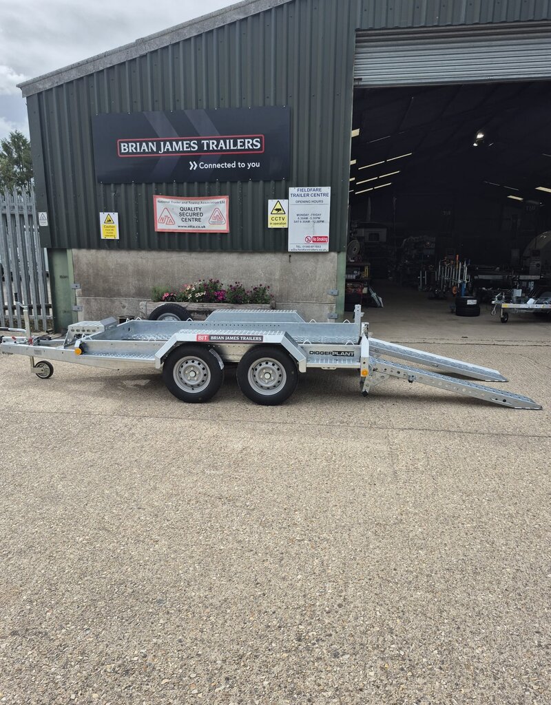 Brian James Digger Plant 2 - 2.8m x 1.3m  2700kg GVW - Spare Wheel
