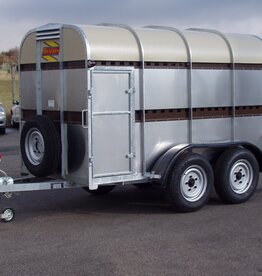 Bateson Trailers Bateson 45LT 10' x 5'8 x 6'  Twin Axle Livestock Trailer