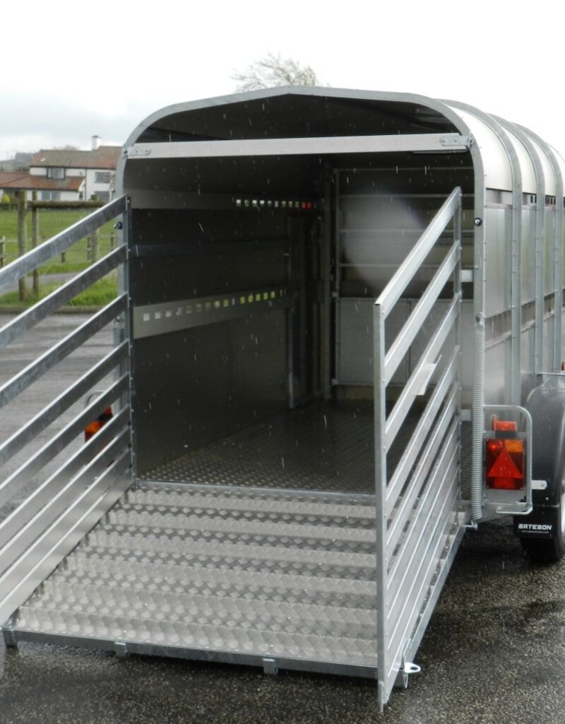 Bateson Trailers Bateson 45LT Double Axle Livestock Trailer| Fieldfare Trailer Centre