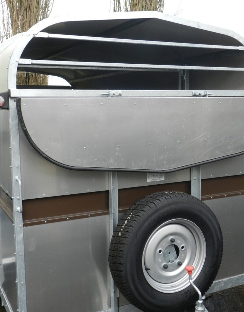 Bateson Trailers Bateson 45LT Double Axle Livestock Trailer| Fieldfare Trailer Centre