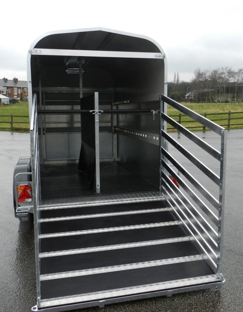 Bateson Trailers Bateson 45HB Double Axle Livestock Trailer| Fieldfare Trailer Centre