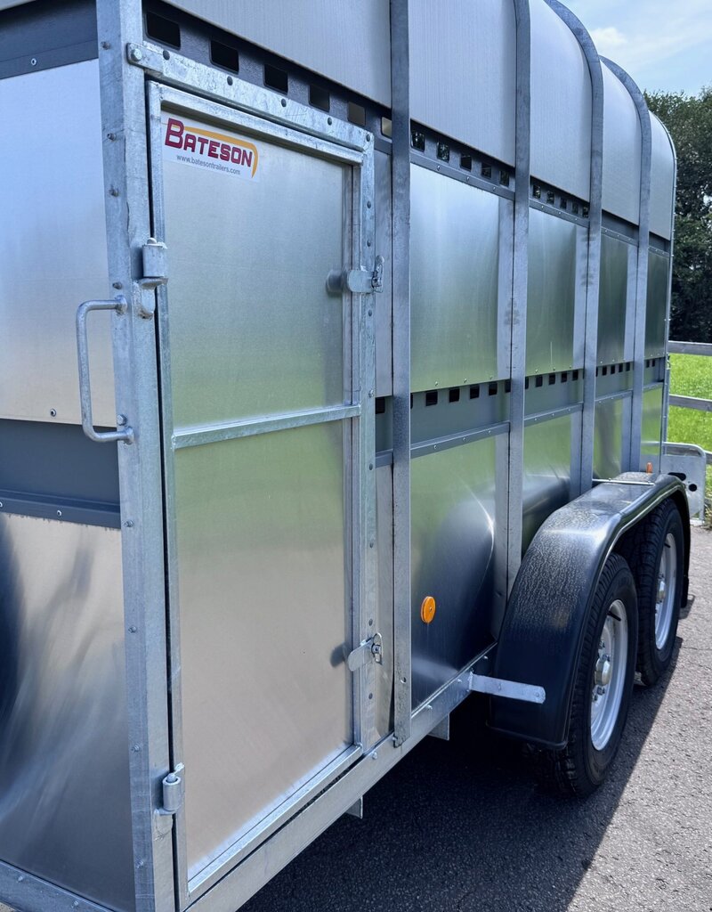 Bateson Trailers Bateson 48HB  12' x 5'8 Livestock Trailer for use with 4WD and larger vehicles (can accommodate horses)