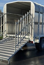 Bateson Trailers Bateson 100LT 20' x 7'6" Tractor Drawn Livestock Trailer with demountable container